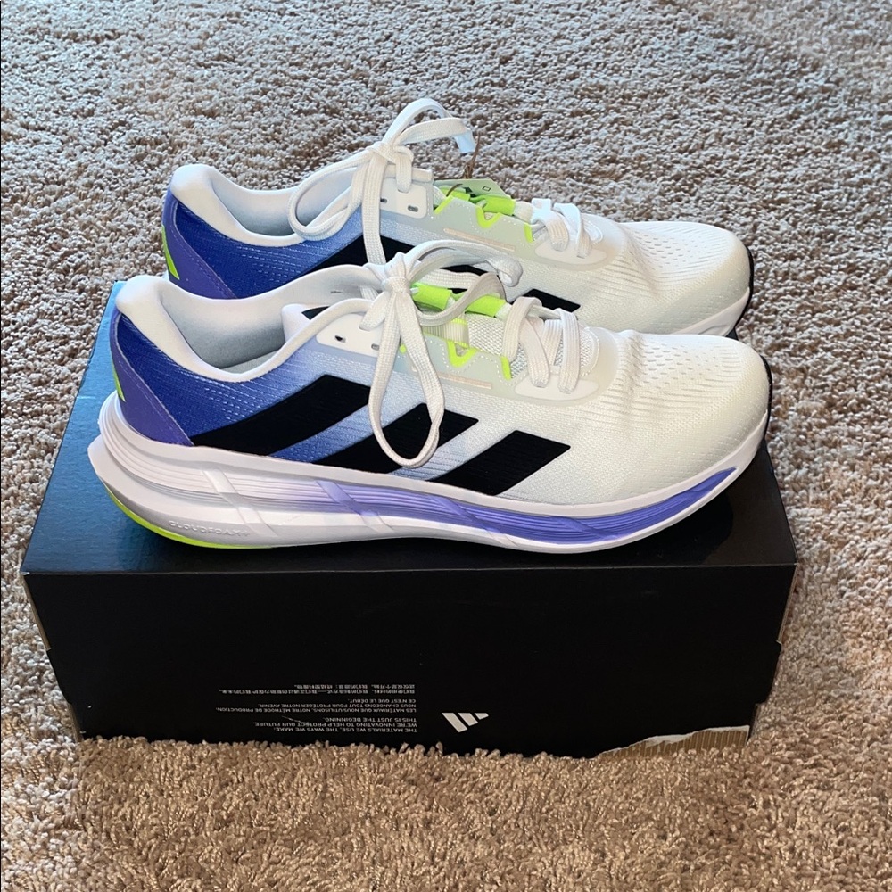 NWT Adidas White and Purple Questar 3M Athletic Sneakers size 11.5